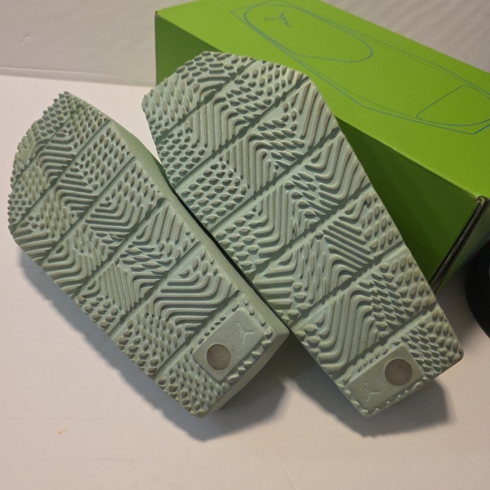 Jordan Women's Hex Slides Sandals Pistachio Sz 9 Men's 7.5 - Picture 4 of 5